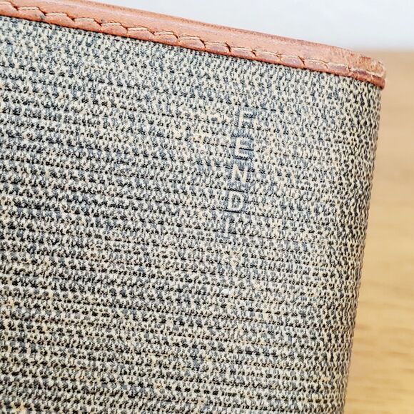 VTG FENDI Logo SAS Wallet 4" Card Holder Small VintageBiFold Unisex - Picture 7 of 14